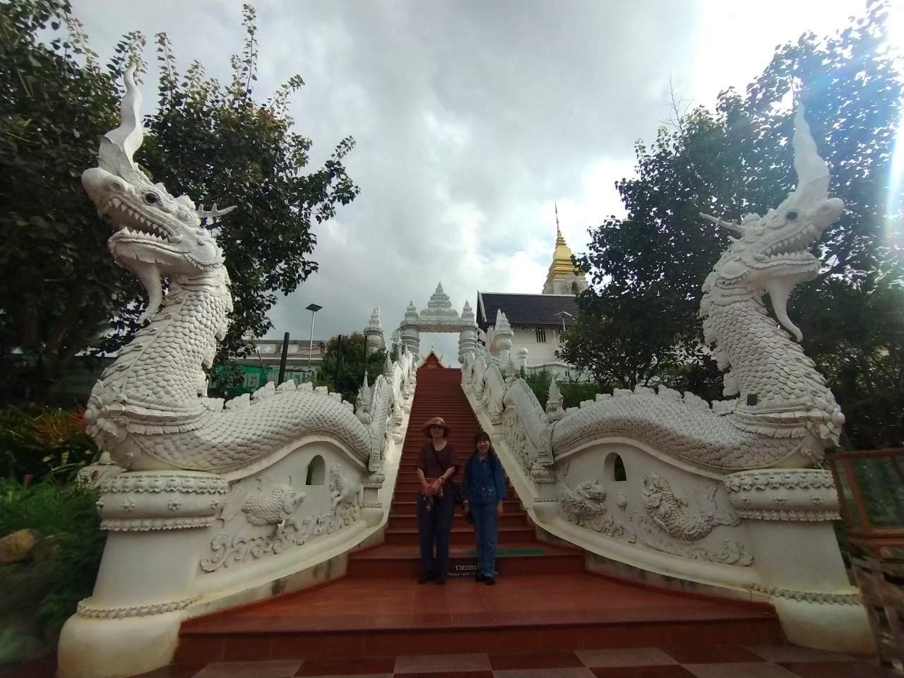 คึดฮอด อีสานเขียว เที่ยวหน้าฝน ท่องเที่ยวเติมบุญ เคล้าวิถีชุมชน ยลธรรมชาติ Unseen กรุงเทพฯ-อุดรธานี-หนองบัวลำภู-ชัยภูมิ-โคราช
เดินทาง 4 วัน 3 คืน วันที่ 15-18  สิงหาคม 2563